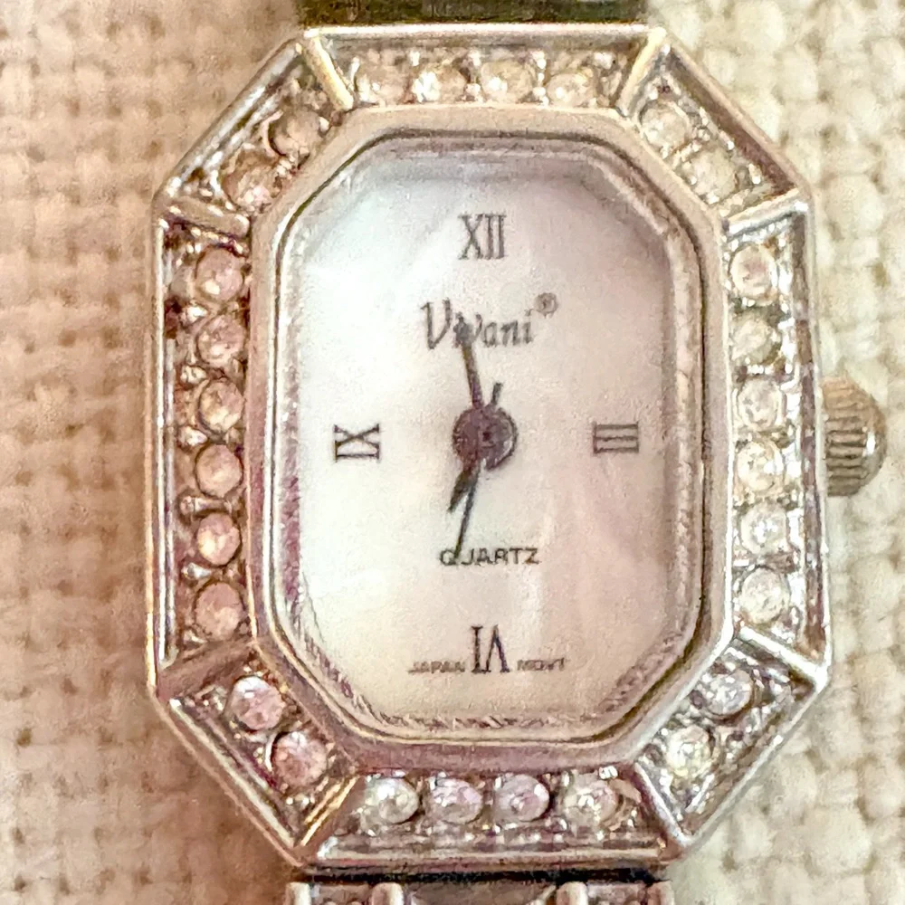 Vintage Vivani Ladies Art Deco Style Quartz Watch | Crystal Bezel | Japan Movt